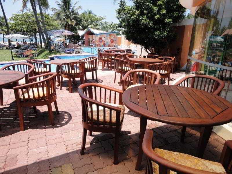 Paradise Beach Hotel 니곰보 외부 사진
